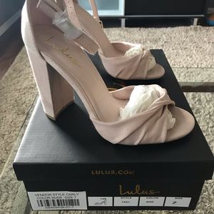 NEW Lulus Women’s Size 7 Heels